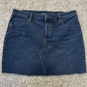 Old Navy High Rise Slim Pockets Jean Denim Mini Skirt 14